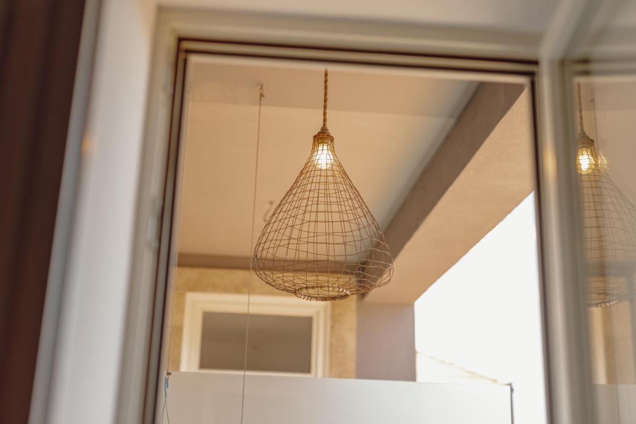 Downtown Modern Studio With Terrace By Vacationy بورتو المظهر الخارجي الصورة